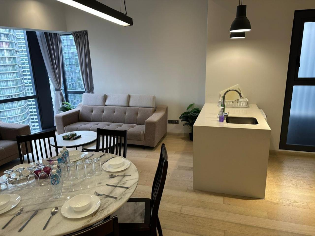 קואלה לומפור Kl Apartment At Star Residences Klcc מראה חיצוני תמונה