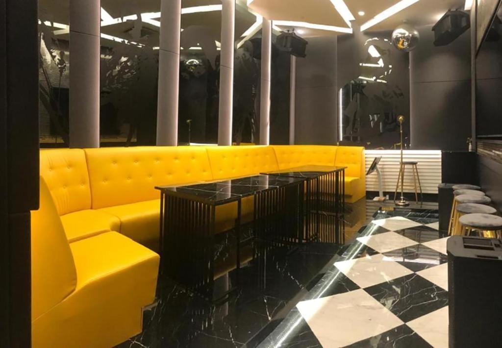 קואלה לומפור Kl Apartment At Star Residences Klcc מראה חיצוני תמונה