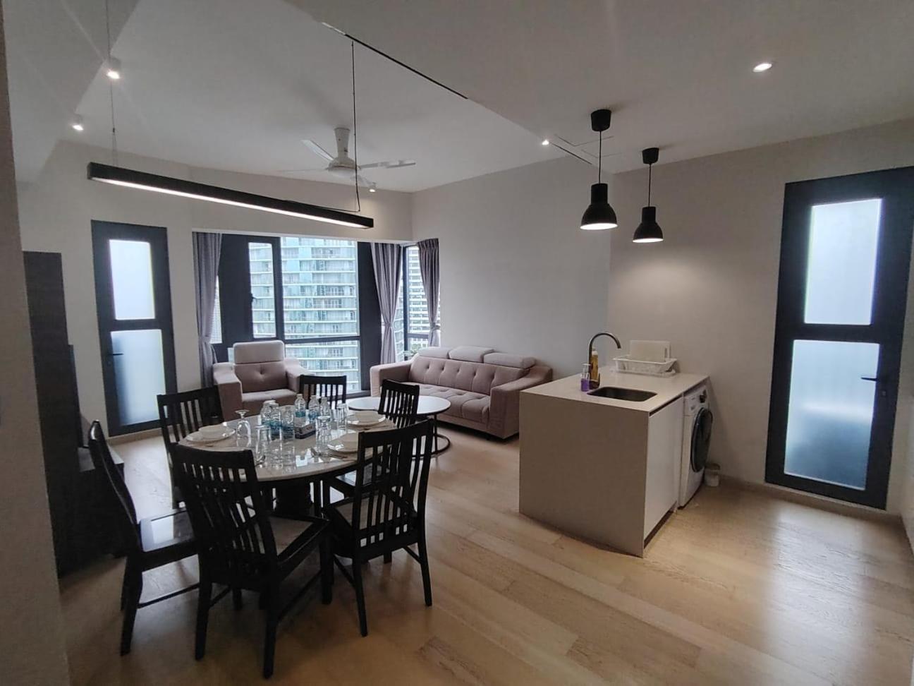קואלה לומפור Kl Apartment At Star Residences Klcc מראה חיצוני תמונה